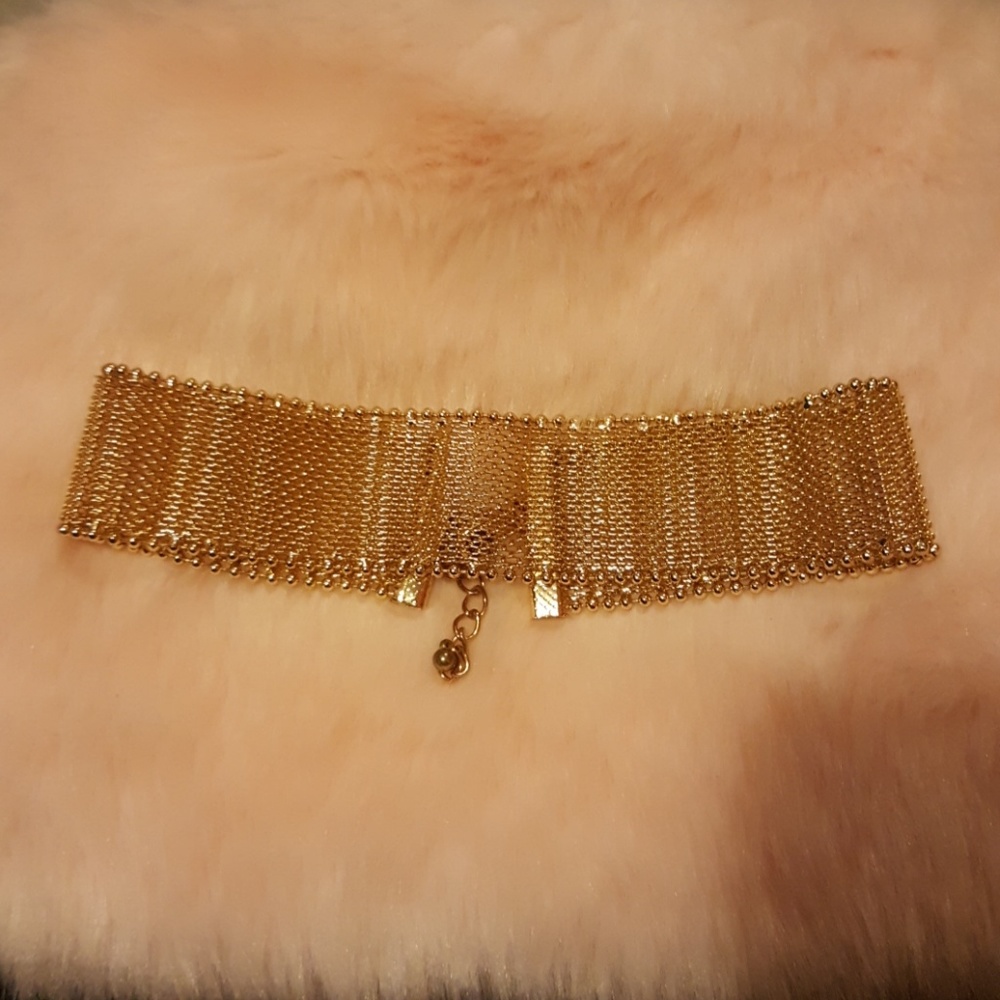 Gold Chocker Necklace